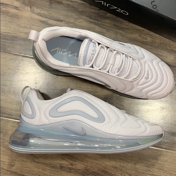 WMNS NIKE AIR MAX 720 Vast Grey/Wolf Grey - Picture 9 of 16